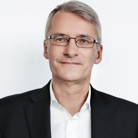 Elmar Theveßen